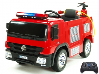 Elektrické hasičské auto s požární výbavou  
